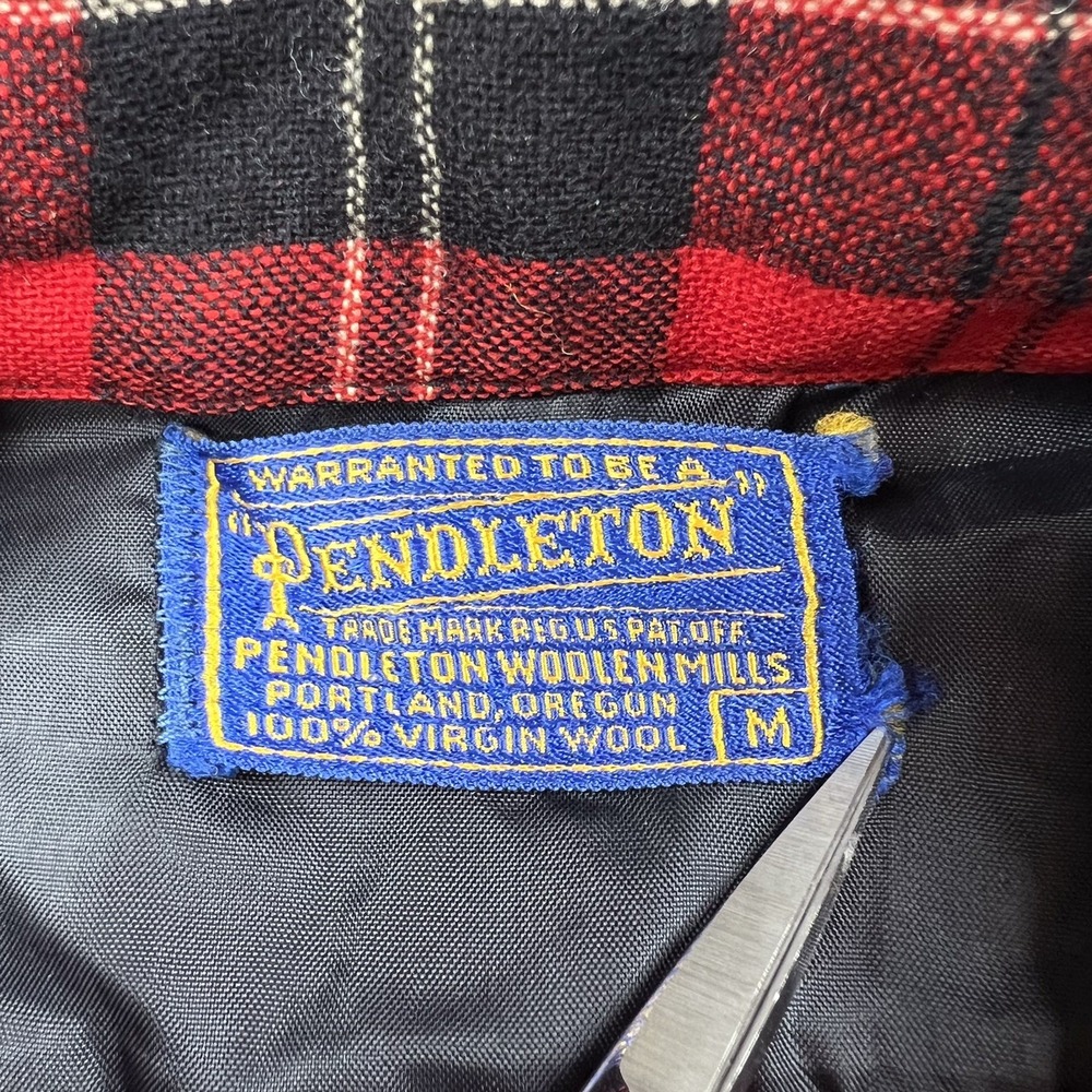 Pendleton Long Sleeve Button Up Wool Flannel Shirt Mens Size Medium Red Plaid - Picture 4 of 10